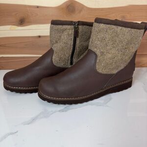 UGG Bayson Leather‎ Wool Fleece Lined Waterproof Side-Zip Boots Women's Size 6